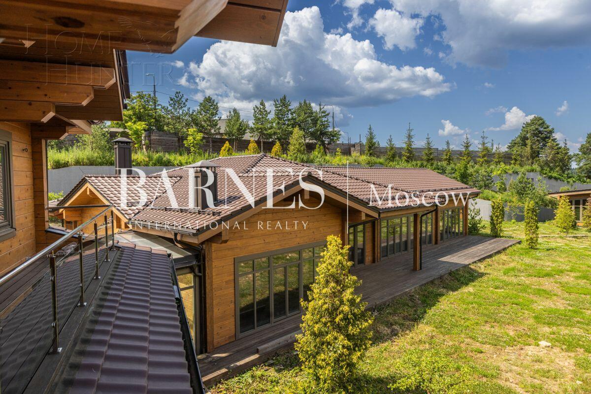 2-этажный коттедж 726 м² с отделкой