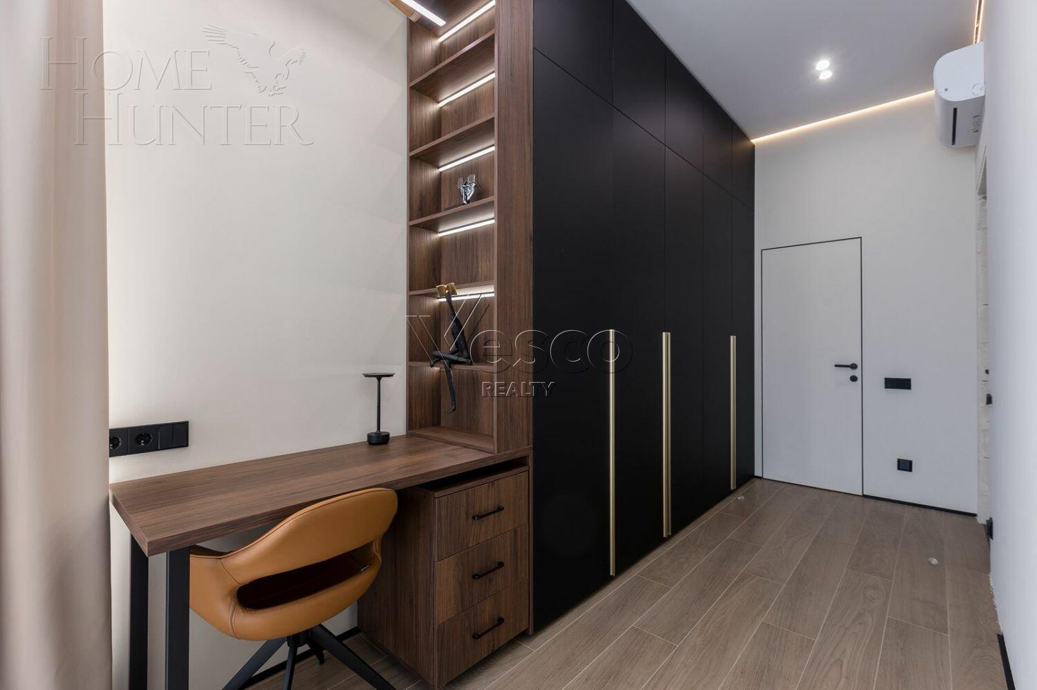 2-этажный коттедж 250 м² с отделкой