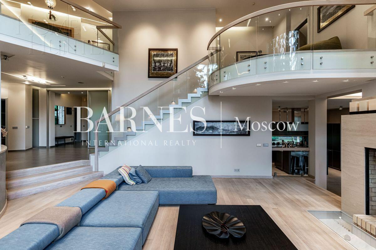 2-этажный коттедж 1 622 м² с отделкой