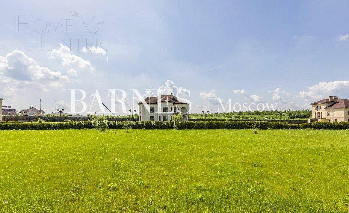 Участок 60.92 сот. в охраняемом поселке