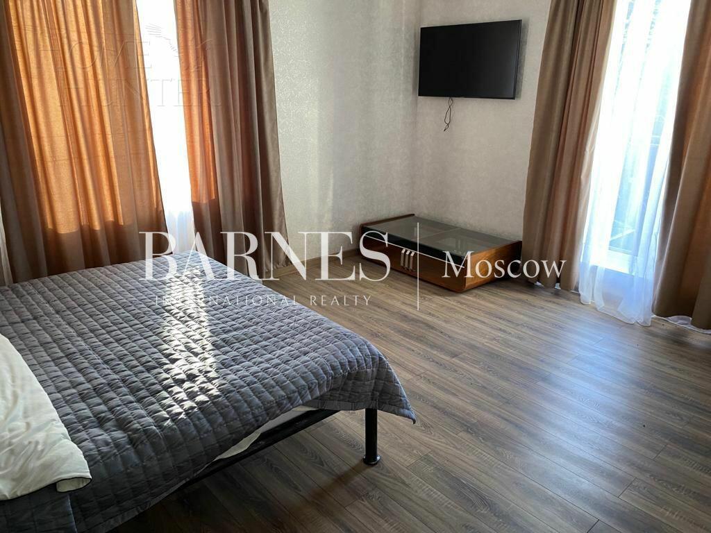 2-этажный коттедж 650 м² с отделкой