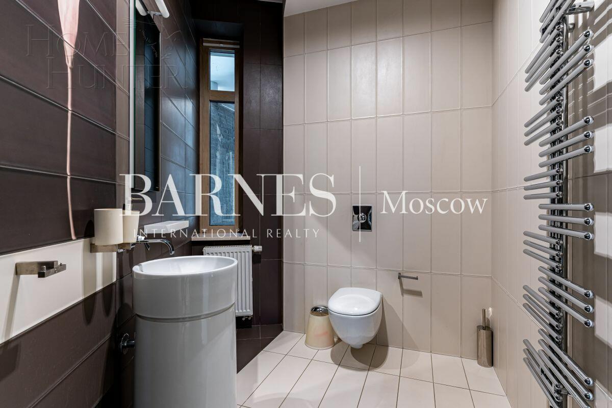 2-этажный коттедж 1 622 м² с отделкой