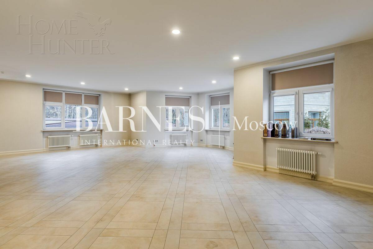 2-этажный коттедж 1 087 м² с отделкой