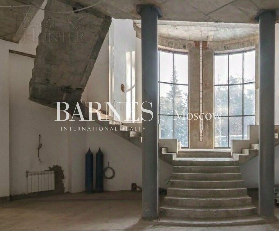 2-этажный коттедж 950 м² без отделки