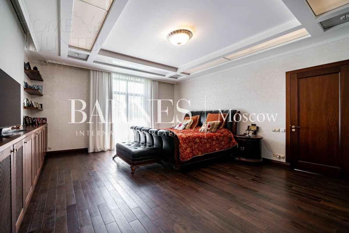 2-этажный коттедж 550 м² с отделкой