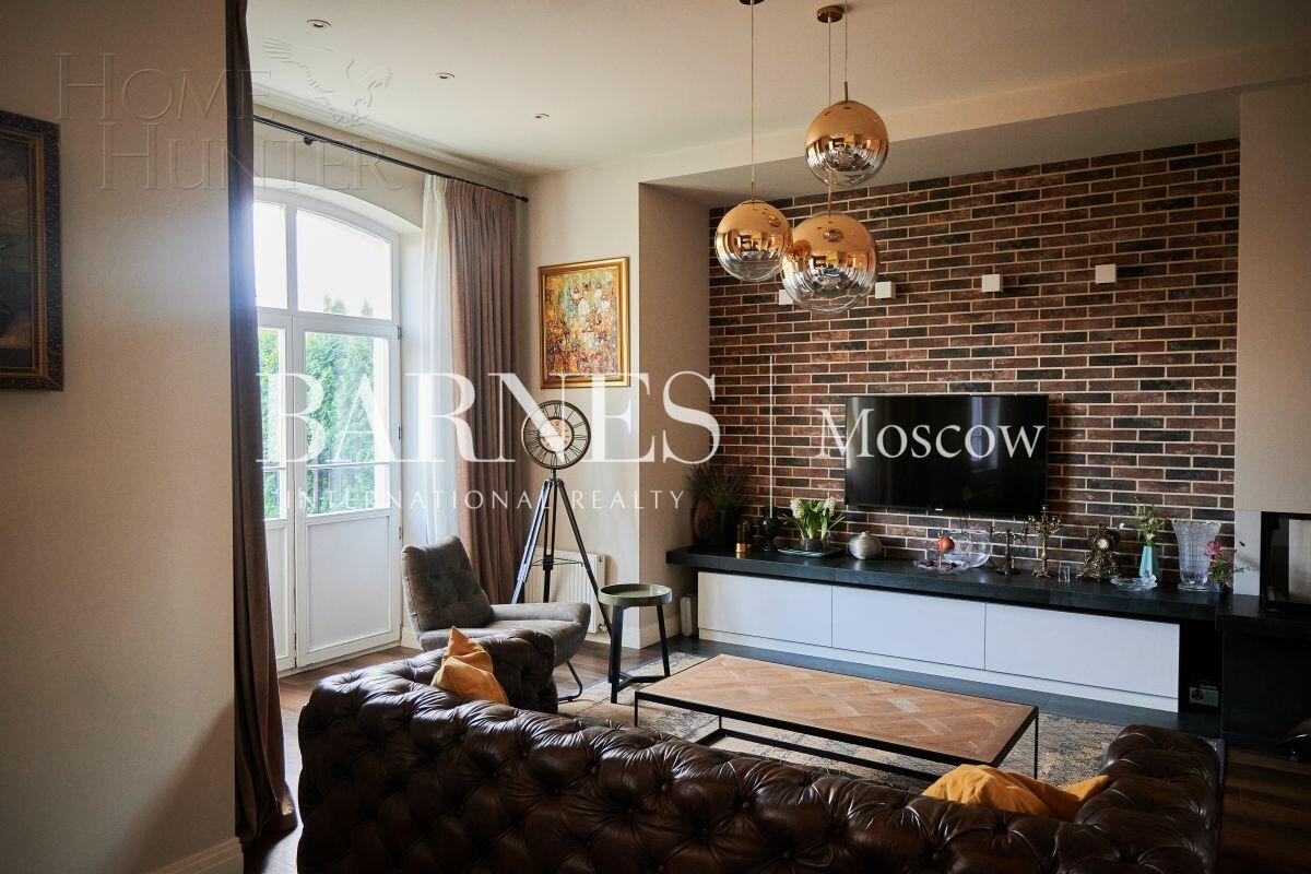 2-этажный таунхаус 295 м² с отделкой