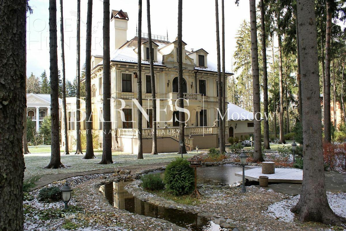 2-этажный коттедж 822 м² с отделкой