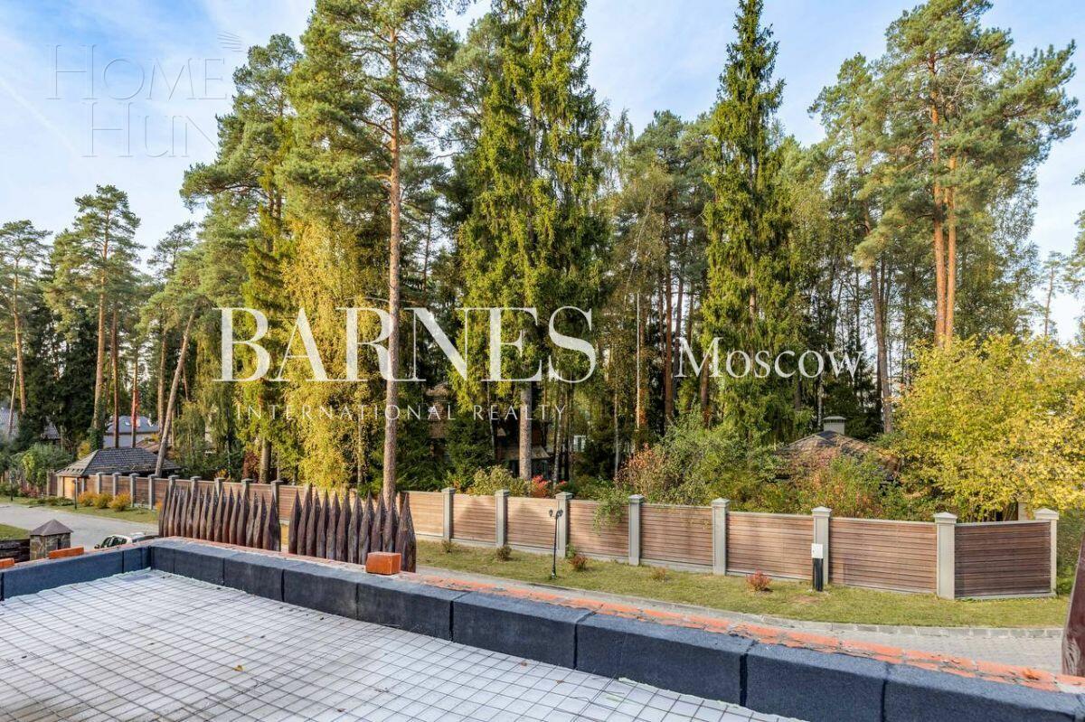 2-этажный коттедж 520 м² без отделки