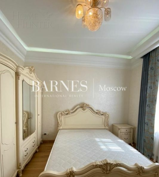 2-этажный таунхаус 320 м² с отделкой