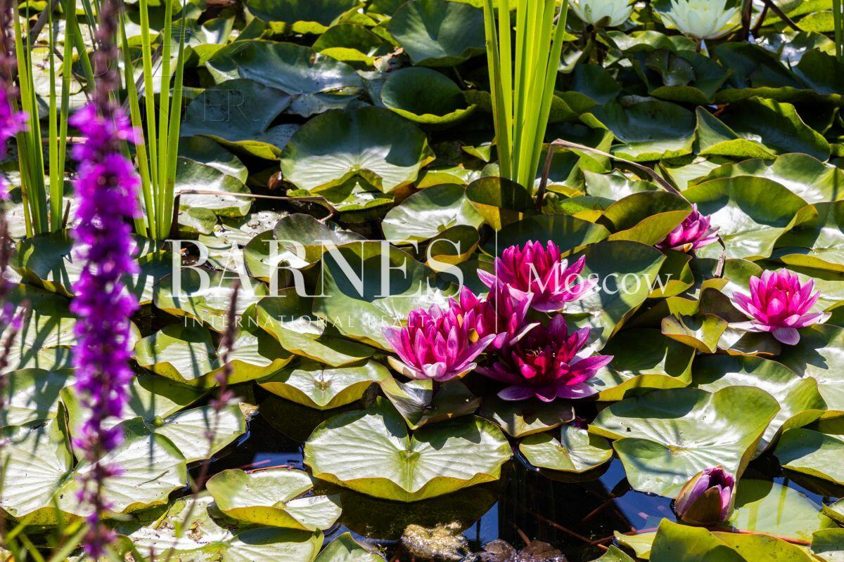 2-этажный коттедж 726 м² с отделкой