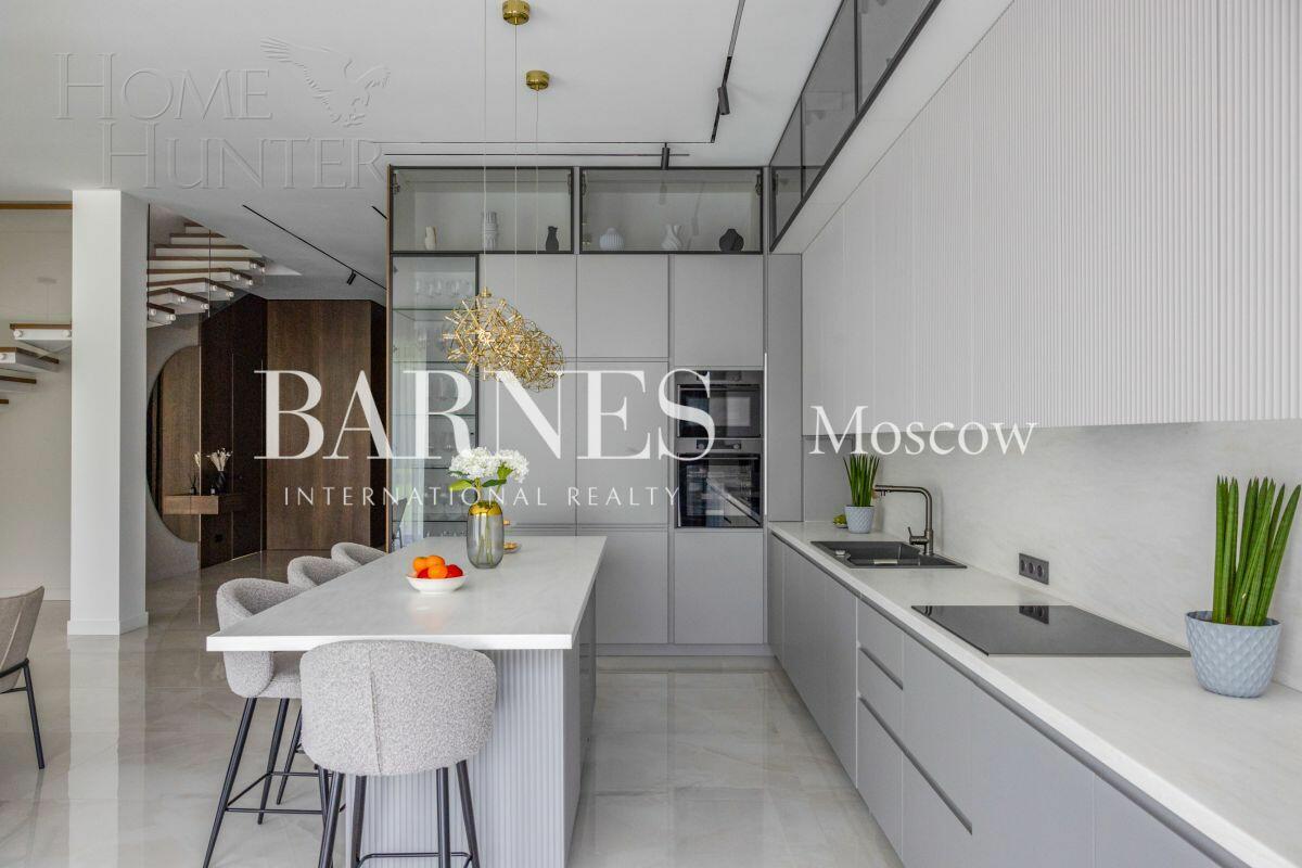 2-этажный коттедж 507.3 м² с отделкой