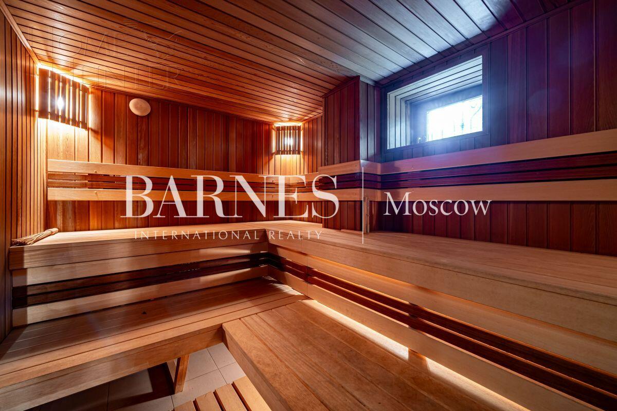 2-этажный коттедж 550 м² с отделкой