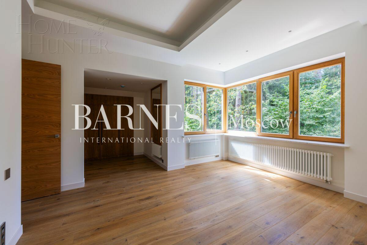 2-этажный коттедж 1 330 м² с отделкой