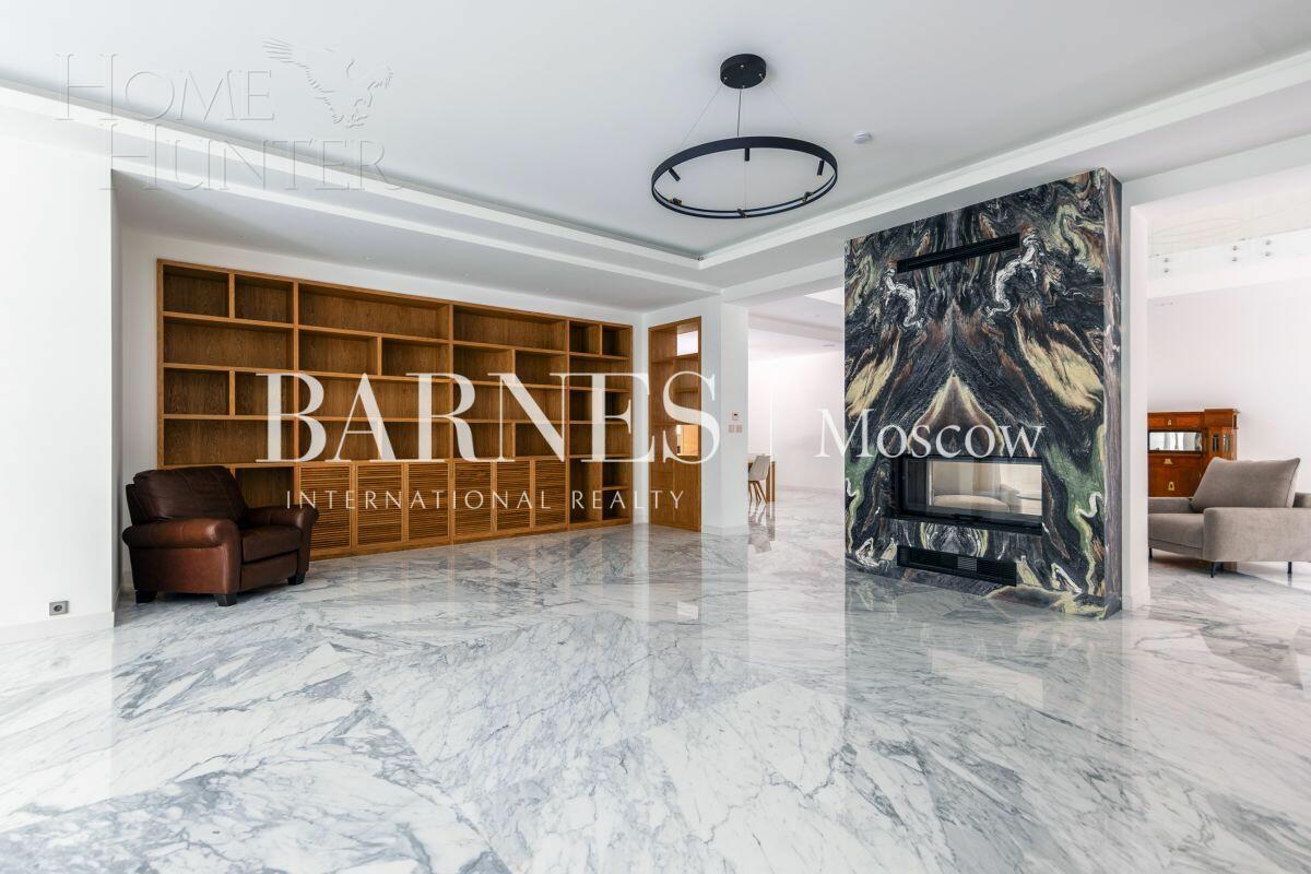 2-этажный коттедж 1 330 м² с отделкой