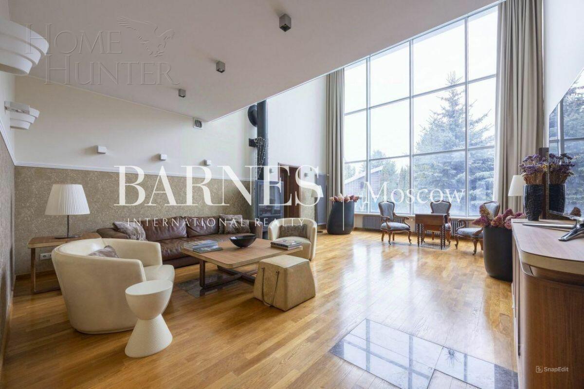 3-этажный коттедж 980 м² с отделкой