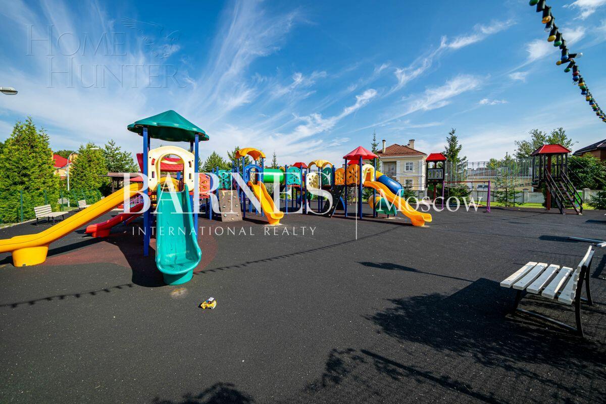 2-этажный коттедж 250 м² с отделкой