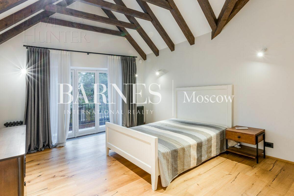 2-этажный коттедж 467 м² с отделкой