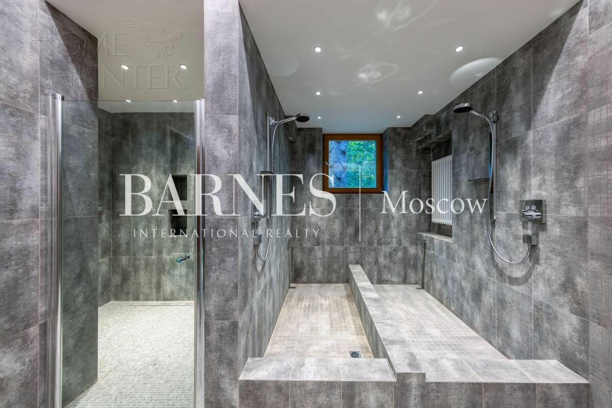 2-этажный коттедж 1 330 м² с отделкой