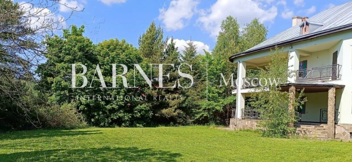 2-этажный коттедж 785 м² с отделкой