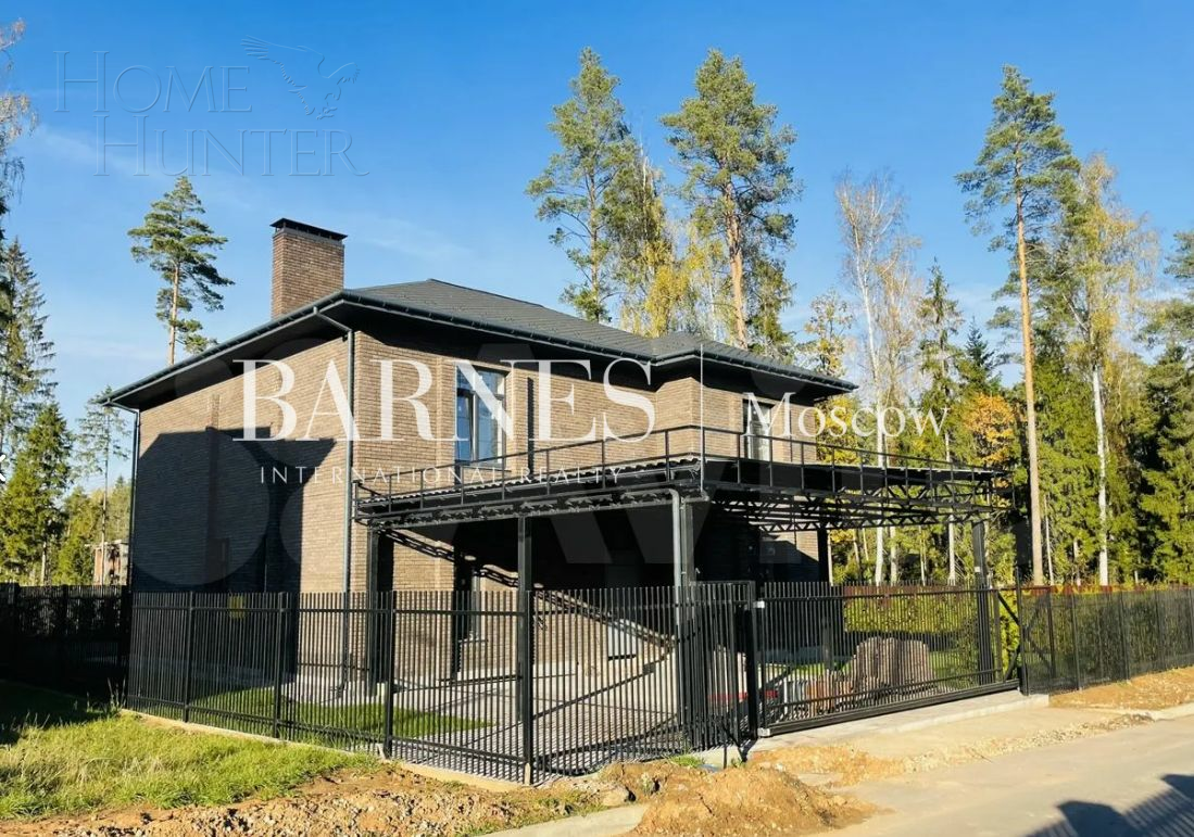 2-этажный коттедж 282.1 м² без отделки