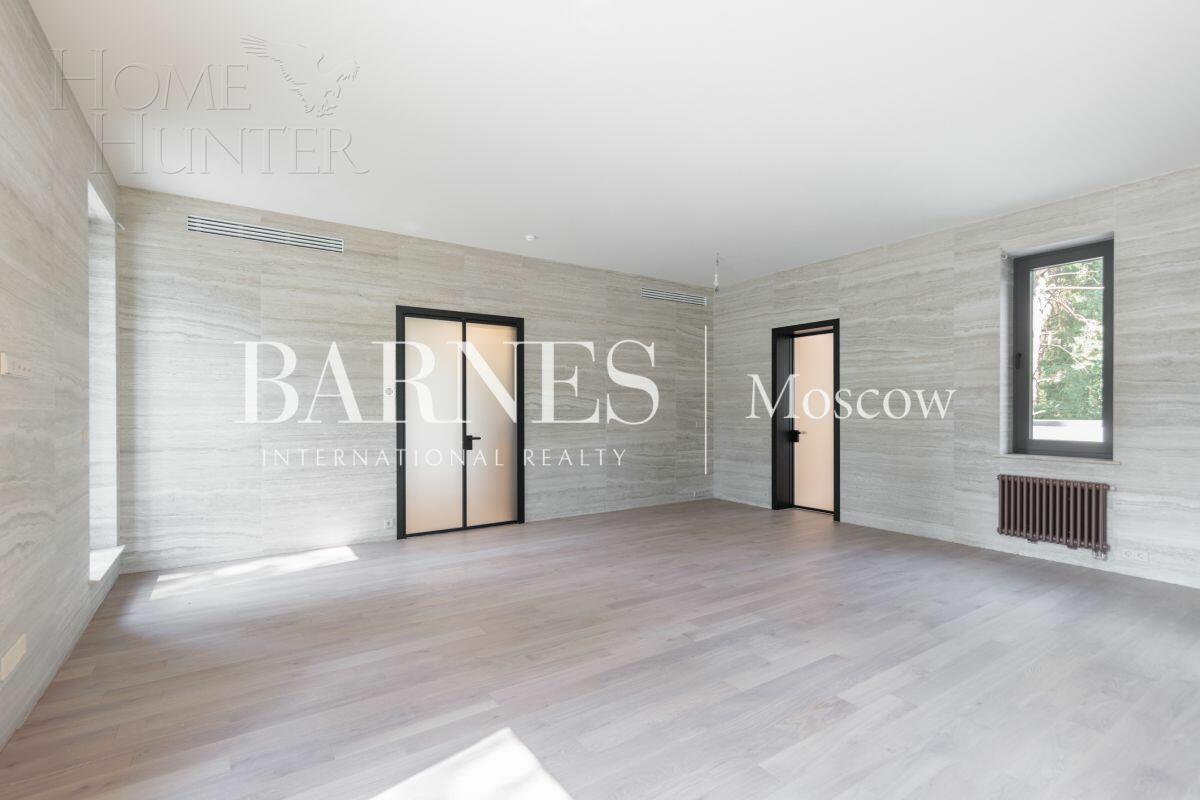 3-этажный коттедж 380 м² с отделкой