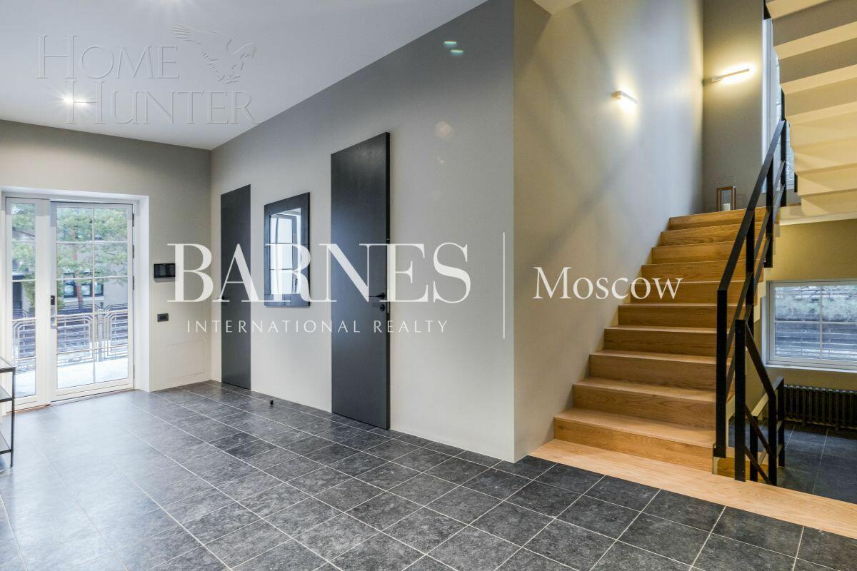 2-этажный коттедж 467 м² с отделкой