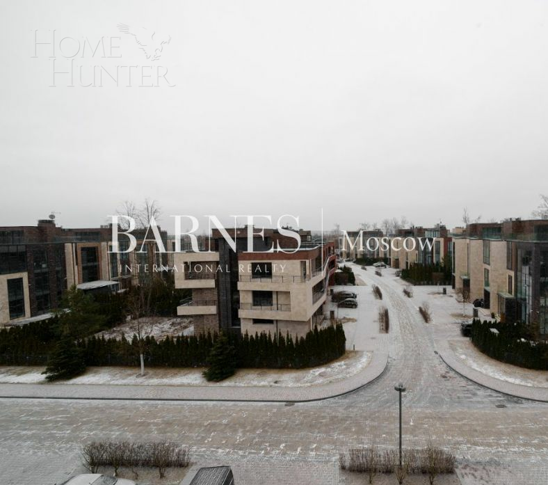 4-этажный таунхаус 278 м² с отделкой