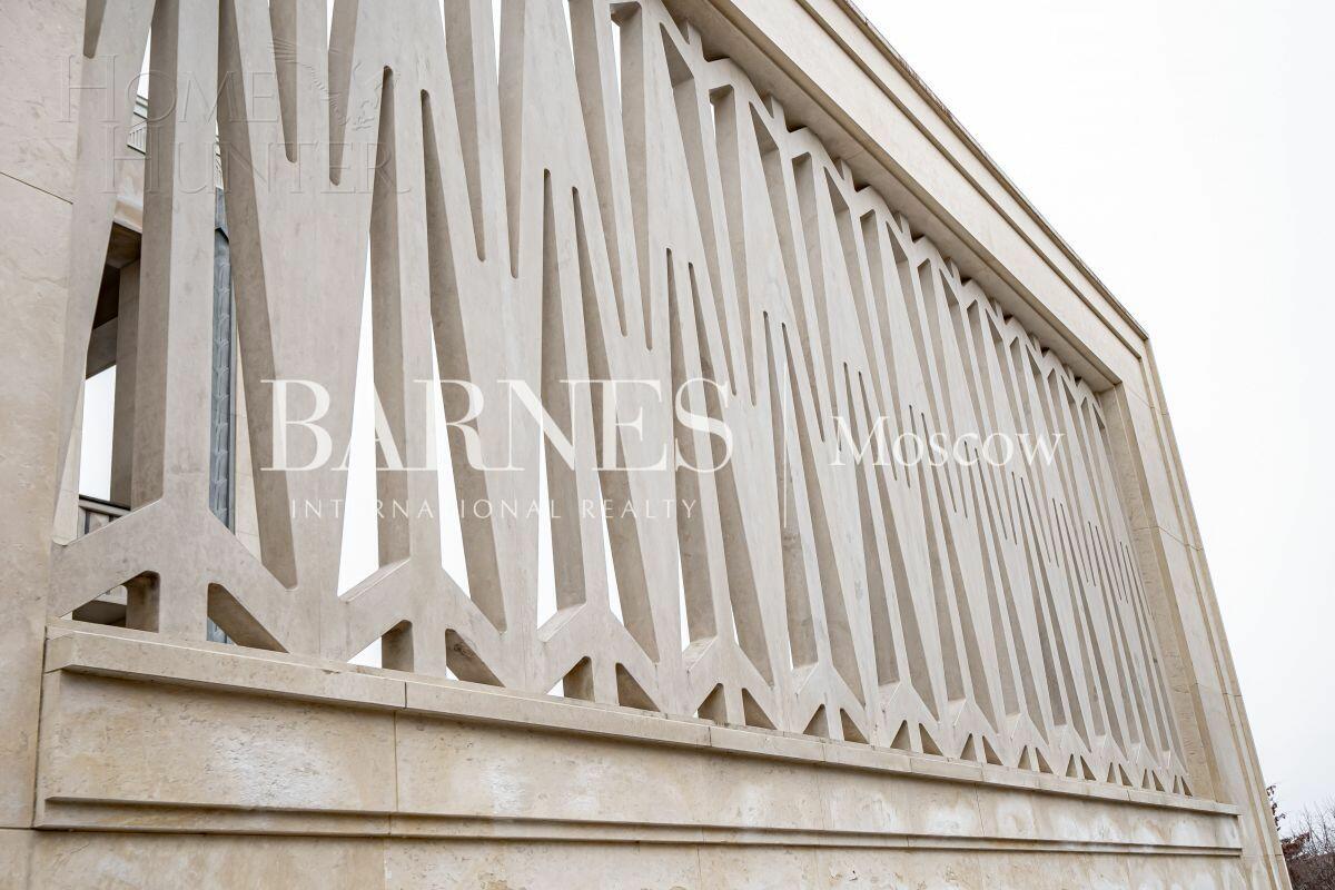 2-этажный коттедж 1 244 м² с отделкой