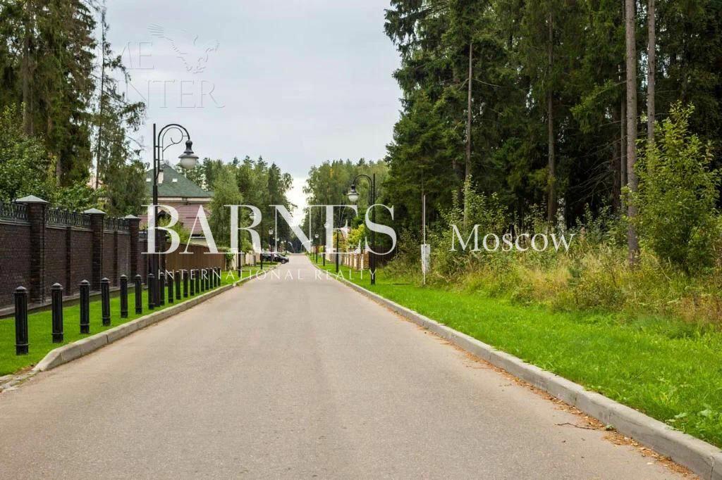 2-этажный коттедж 520 м² без отделки