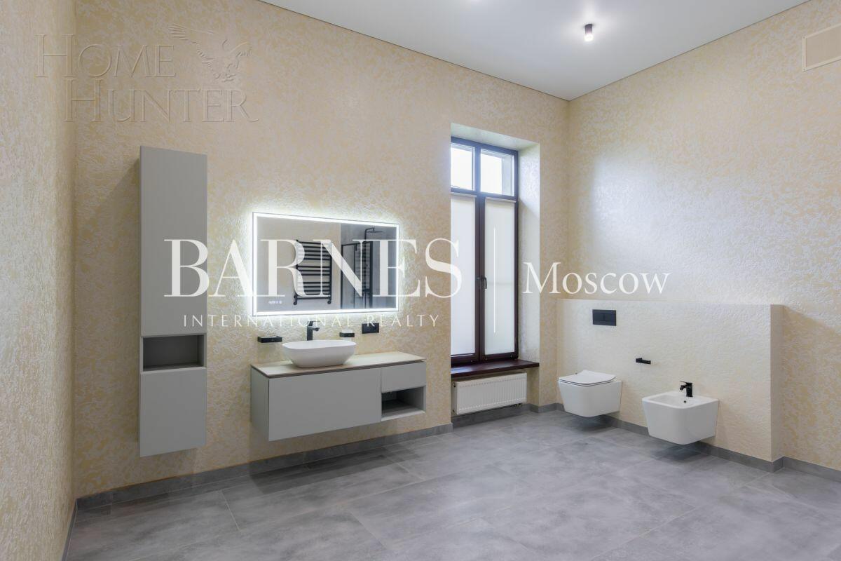 2-этажный коттедж 1 327 м² с отделкой