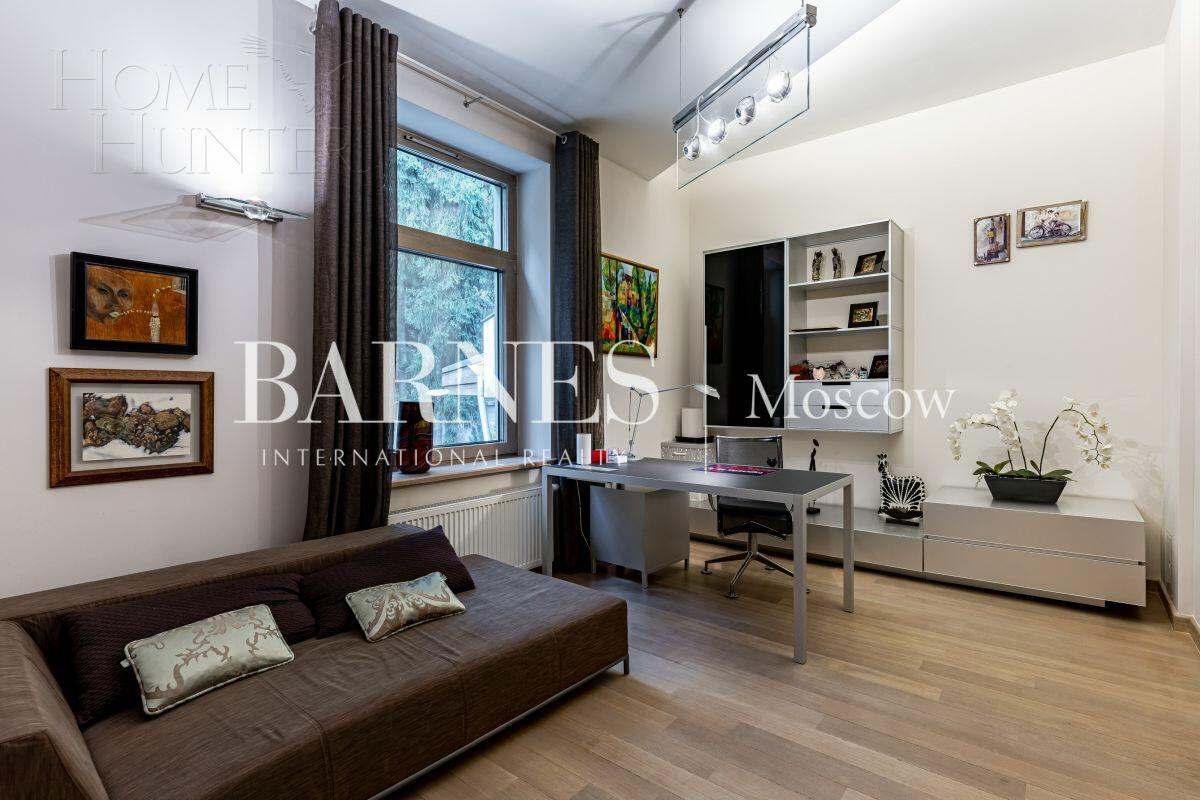 2-этажный коттедж 1 622 м² с отделкой