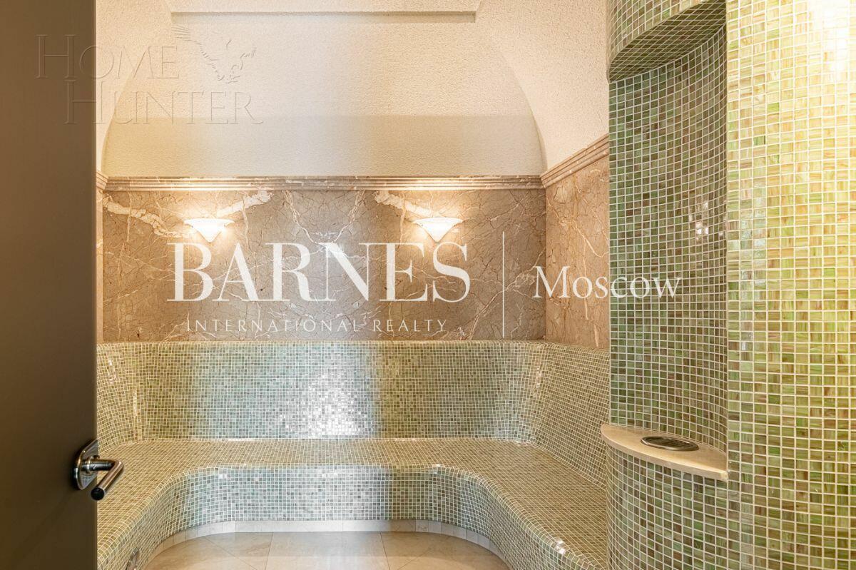 2-этажный коттедж 2 400 м² с отделкой