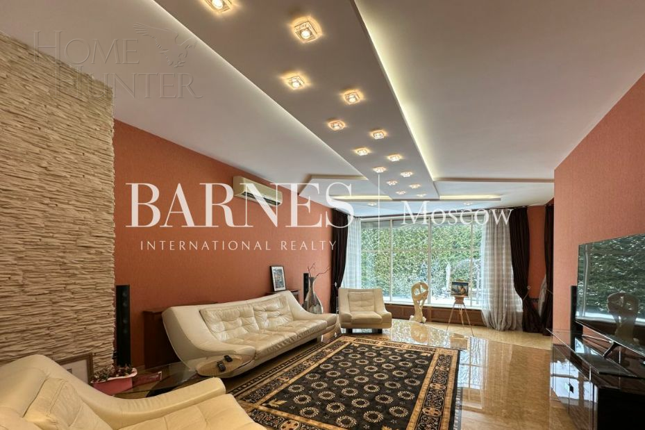 2-этажный таунхаус 460 м² с отделкой