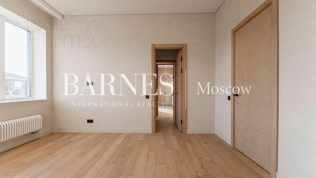 2-этажный коттедж 400 м² с отделкой