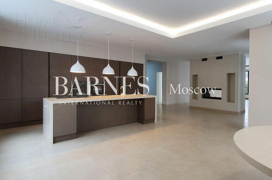 2-этажный коттедж 600 м² с отделкой