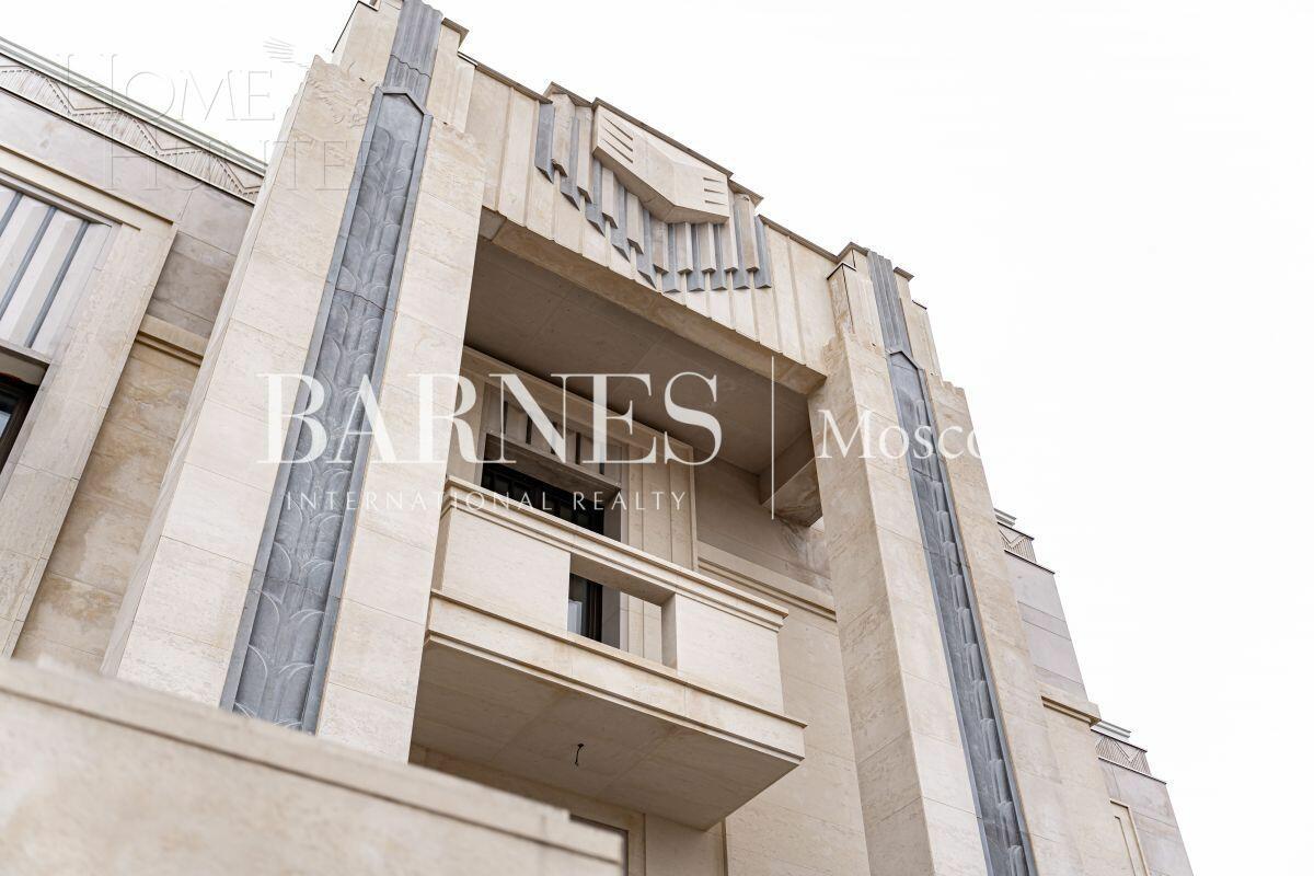 2-этажный коттедж 1 244 м² с отделкой