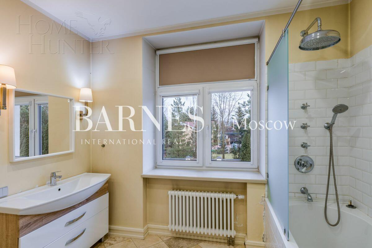 2-этажный коттедж 1 087 м² с отделкой