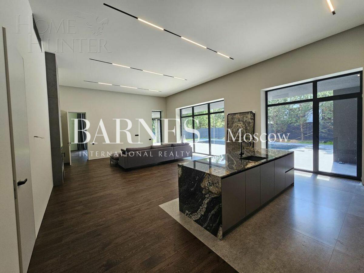 2-этажный коттедж 500 м² с отделкой