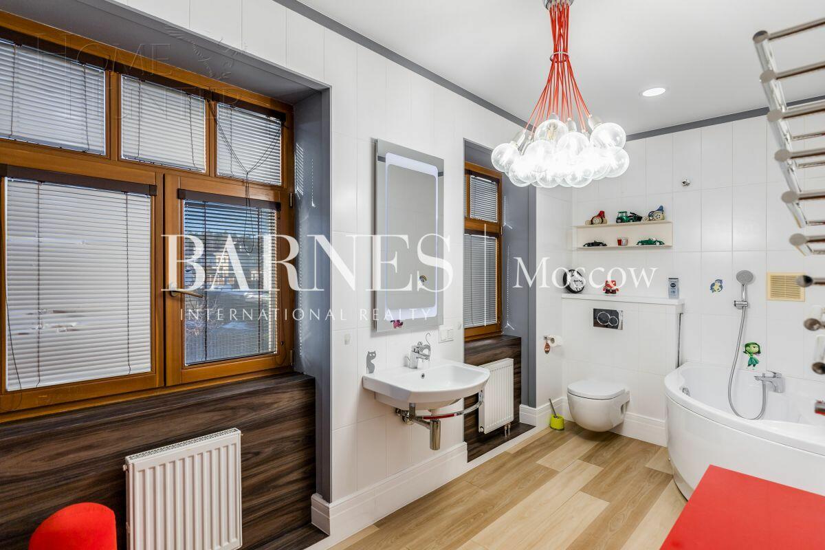 2-этажный коттедж 430 м² с отделкой