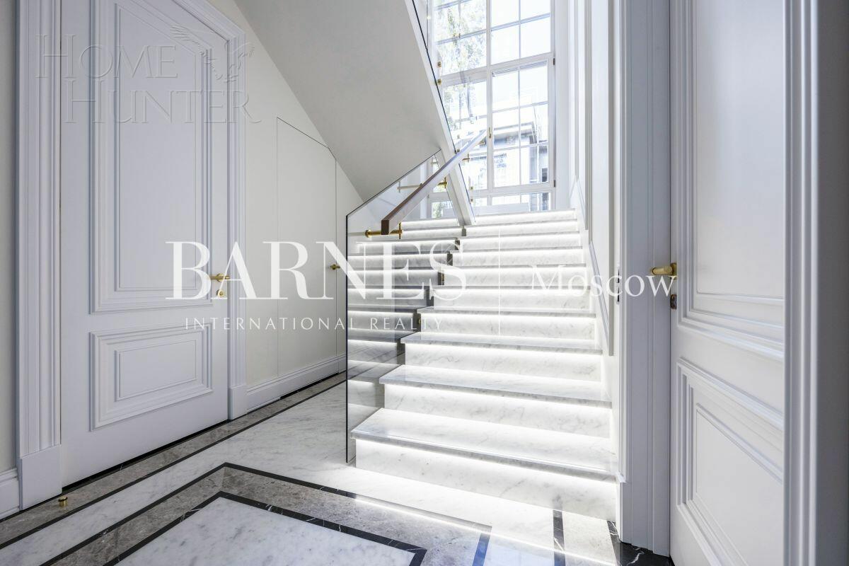 2-этажный коттедж 462 м² с отделкой