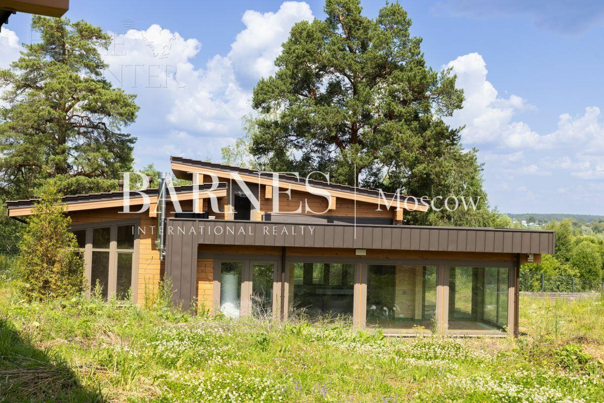 2-этажный коттедж 726 м² с отделкой