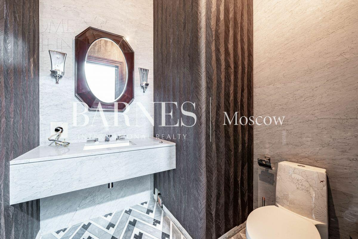 2-этажный коттедж 1 244 м² с отделкой