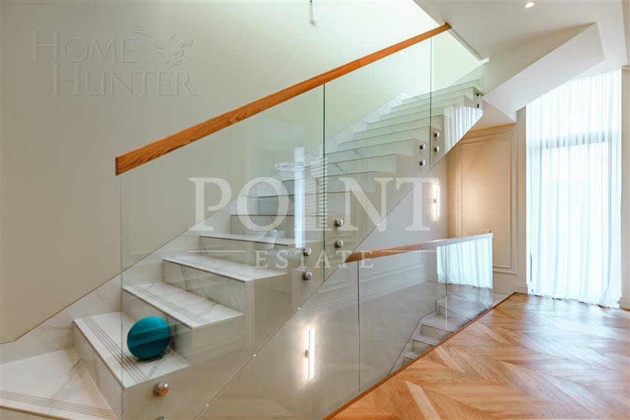 3-этажный таунхаус 287 м² с отделкой