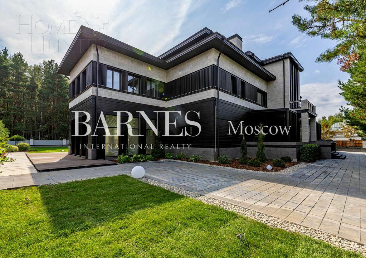 2-этажный коттедж 1 269 м² без отделки