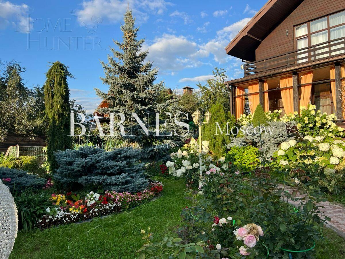 2-этажный коттедж 500 м² с отделкой