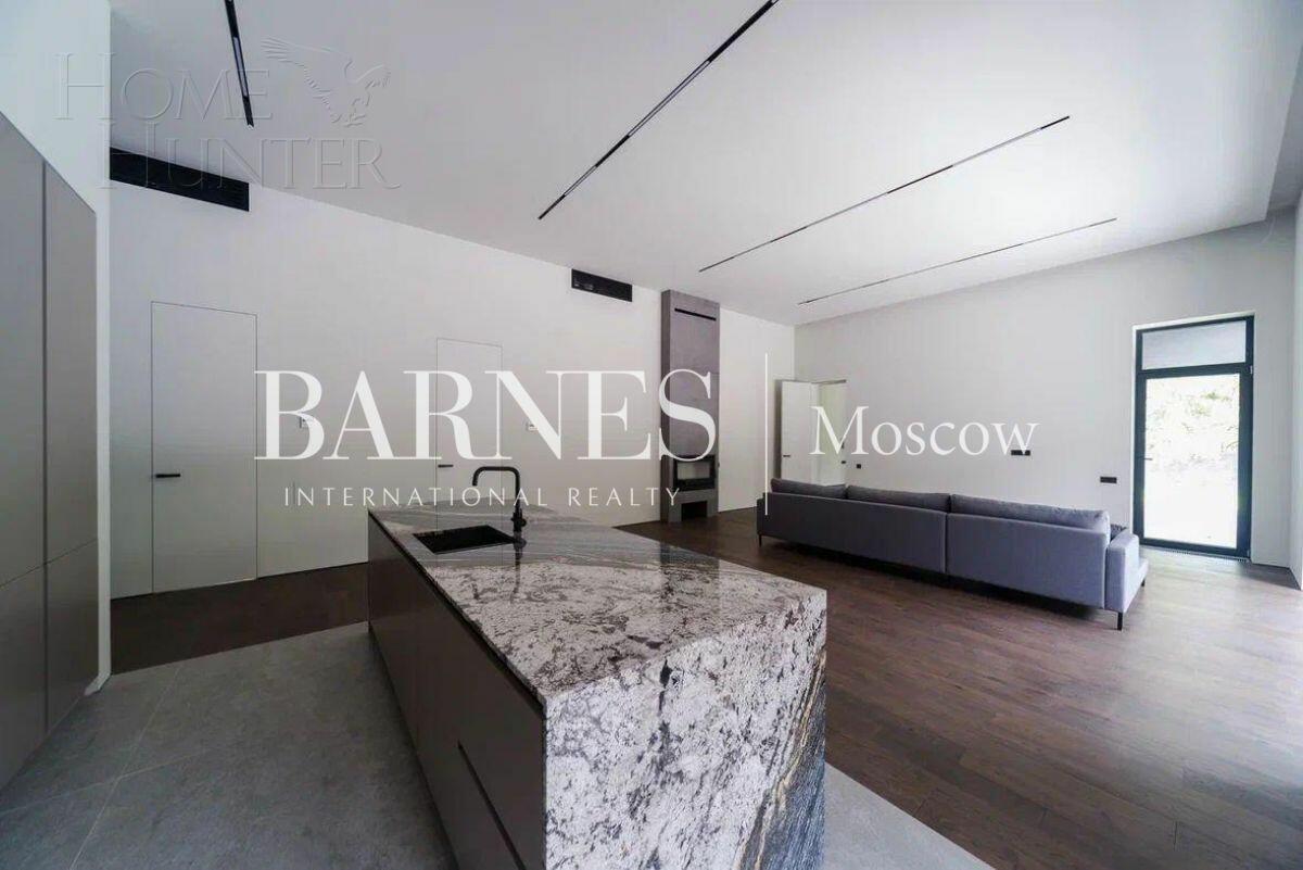 2-этажный коттедж 500 м² с отделкой