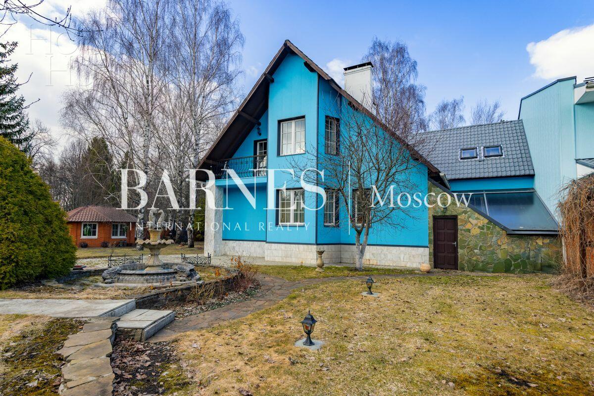 2-этажный коттедж 420 м² с отделкой