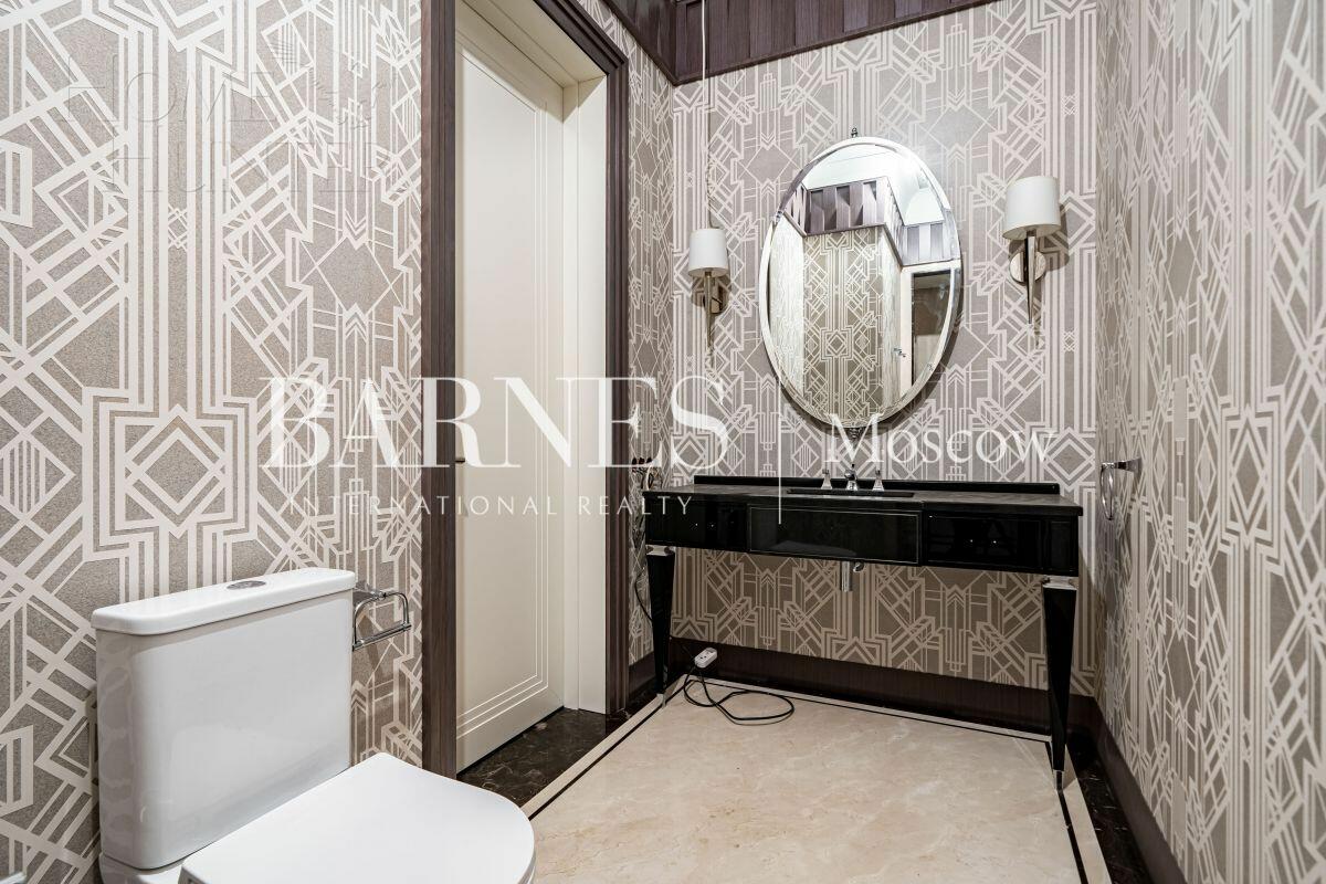 2-этажный коттедж 1 244 м² с отделкой