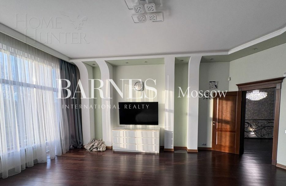 2-этажный коттедж 500 м² с отделкой