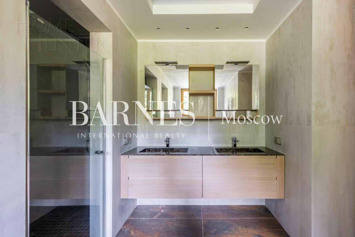 2-этажный коттедж 1 330 м² с отделкой